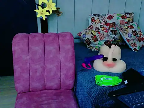 NikiEvanz webcam