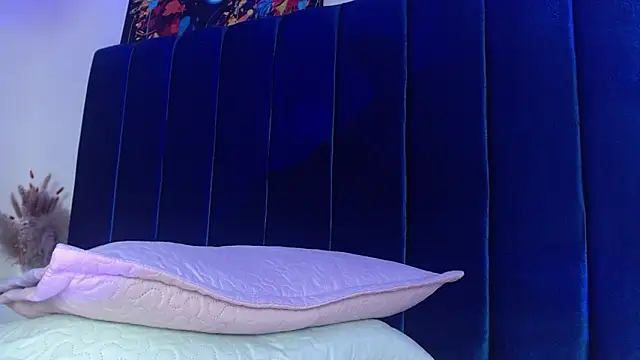 valeri_sotoo webcam