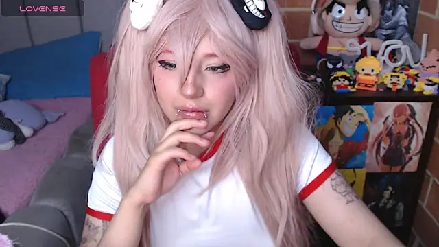 _alexa19pretty_ webcam