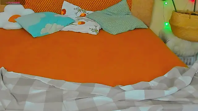Blossom_Soniya webcam