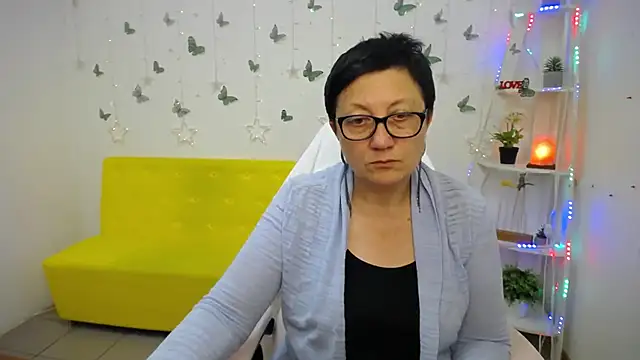 EmilyL0ve webcam