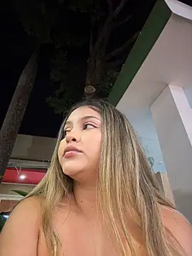 lunablossom_ webcam