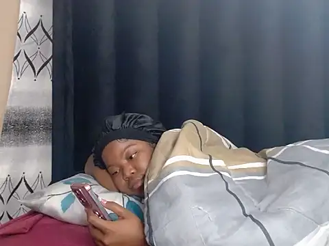 ChubbyCherry22 webcam
