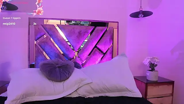 Juliette_Leroyy webcam