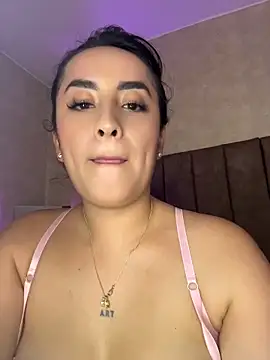 Antonella_Julieta webcam