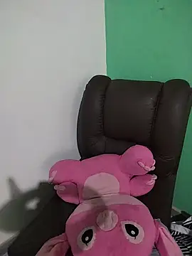 AngelicaStorms webcam