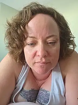 julimonroe webcam