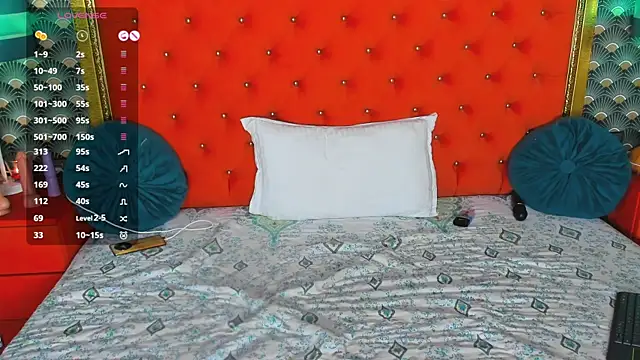 VallerieJones webcam