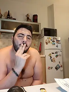 bear_skinny webcam