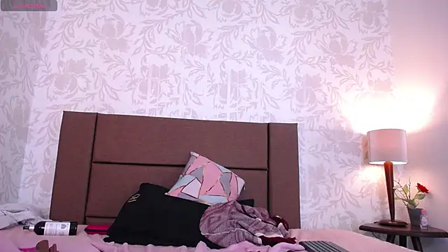 Ava_Raye webcam