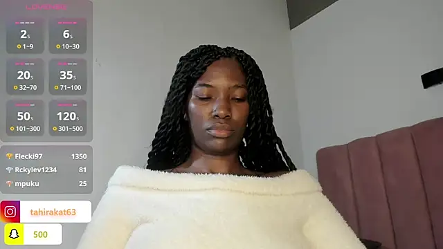 Tahira_21_ webcam
