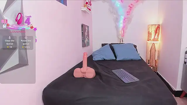 mia_gold_ webcam