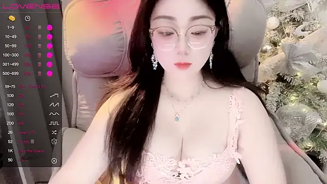 Monica-666888- webcam