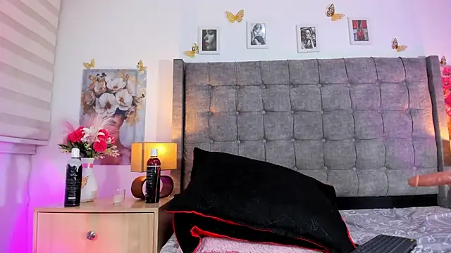 Linda_Fosterr webcam