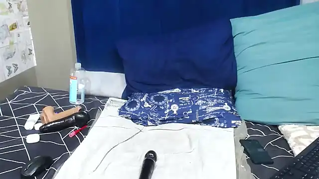 Candylips22 webcam