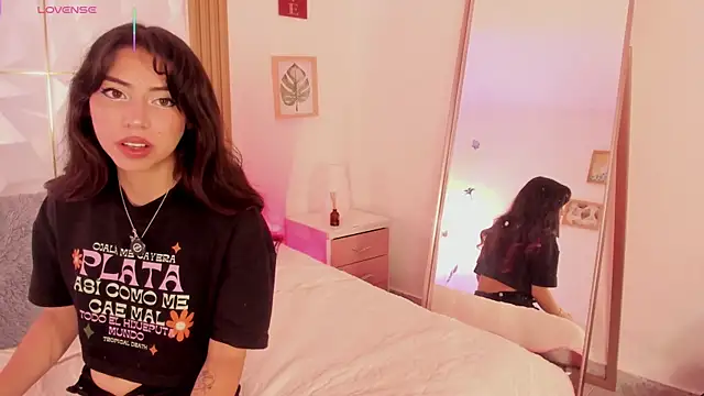 natalie_jaensen webcam