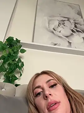SelinaGalinsky6 webcam