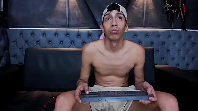 Angelo_Blessed webcam