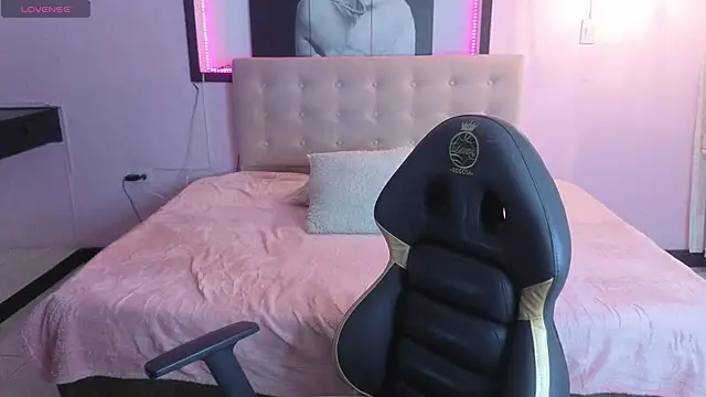 Milly_1_x webcam