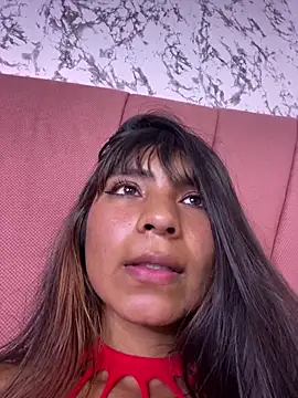 Mia_Belmonte webcam