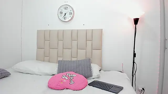 Sofia_Blosom webcam