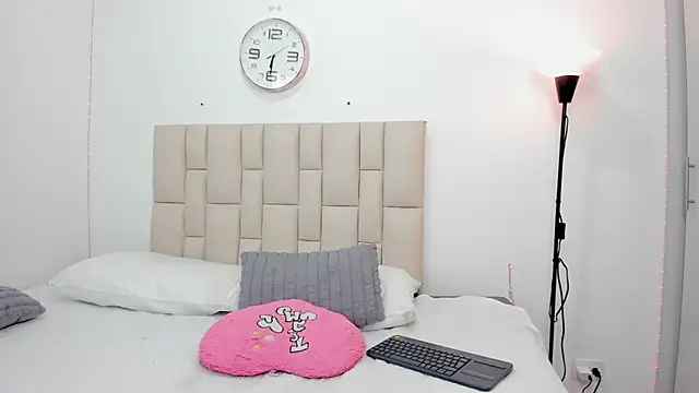 Sofia_Blosom webcam