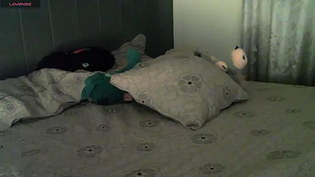 Sweet-Angie webcam