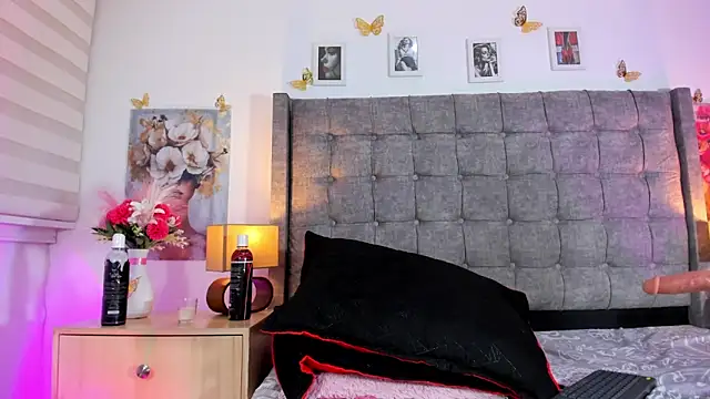 Linda_Fosterr webcam