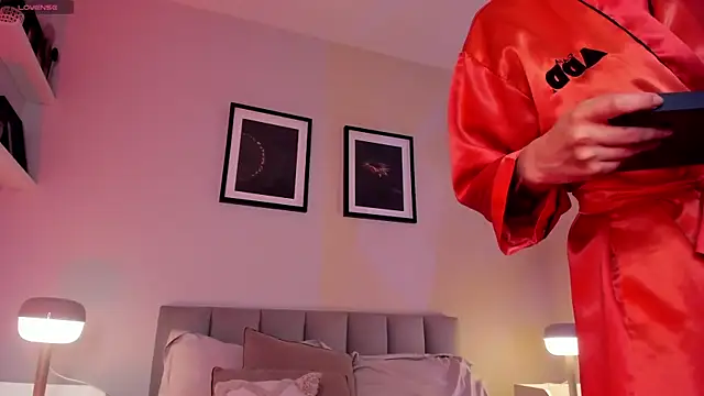 Violetta_Nur webcam