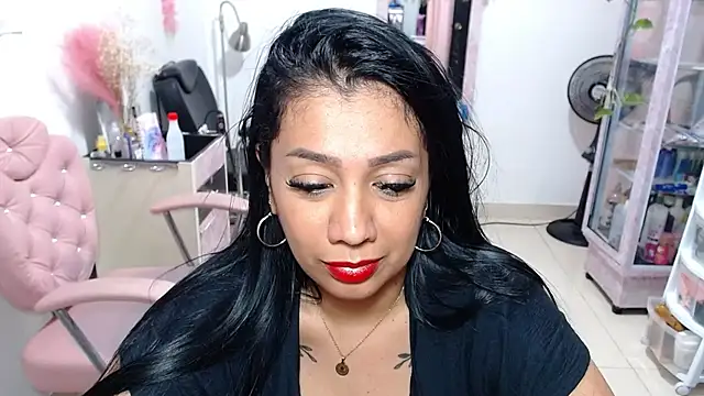 titsbiglovers webcam