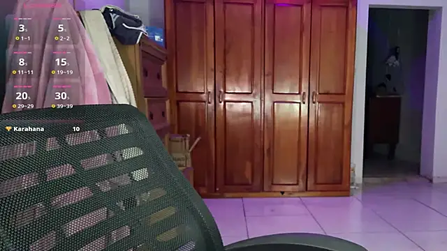 xlatinastar webcam