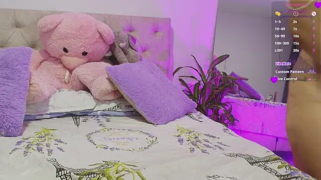 SoofiKiss webcam