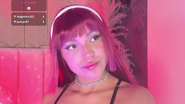 KatieRougee_ webcam