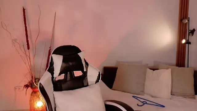 ChloeMoreti webcam