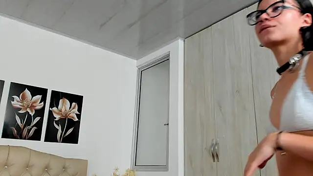 pinky_f00x webcam