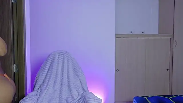 manuela99x webcam