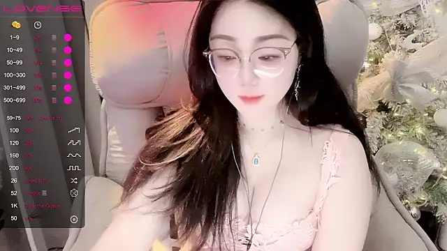 Monica-666888- webcam