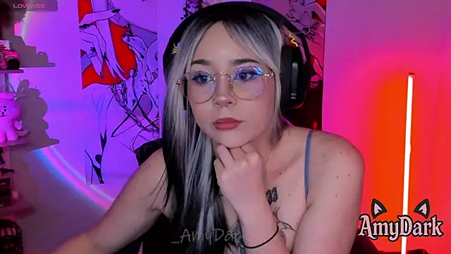 _AmyDark webcam