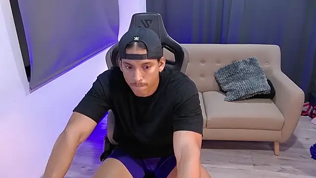 Liam_V webcam