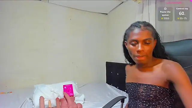 Kyliewarrior webcam