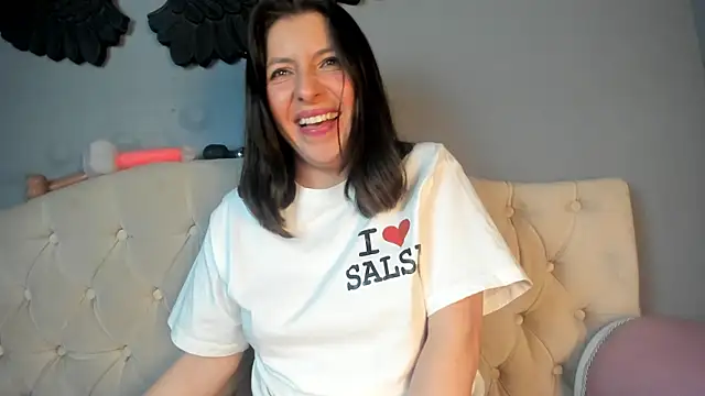 HeidiLune webcam