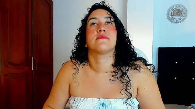 kathyajhonss webcam