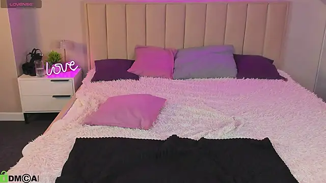 Virginia_Robinson webcam