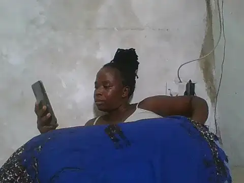 luizzab - Luizzab's free webcam - UK Sex Cams