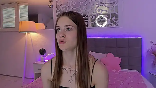 LuisaClover webcam
