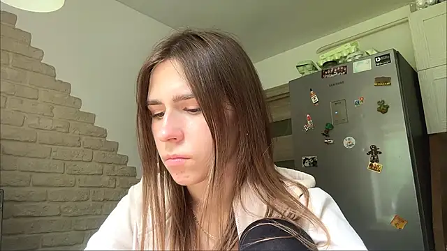 ZaraGuyette webcam
