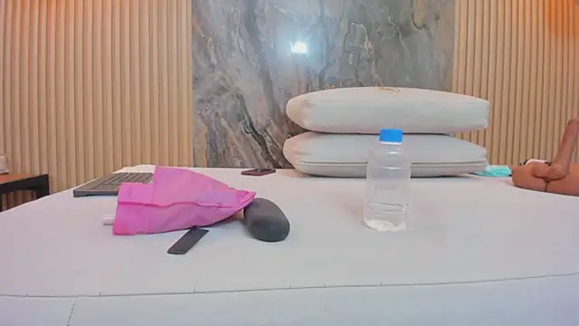 mary_spencer webcam