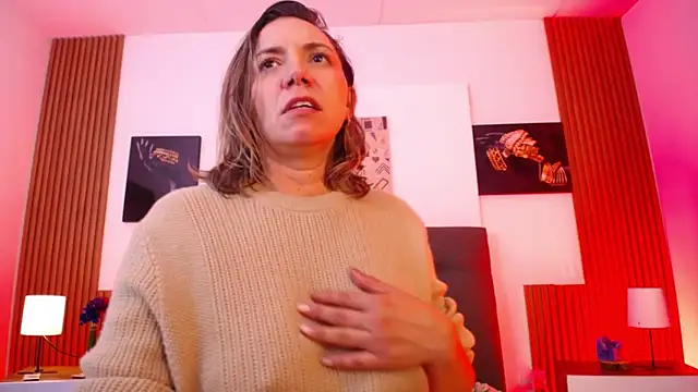 milfsecret69 webcam