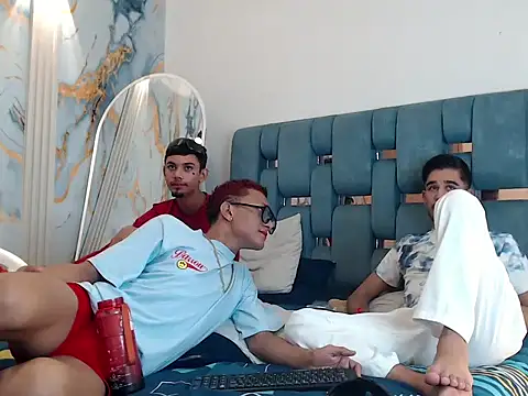 LUCKY_BOX2026 webcam