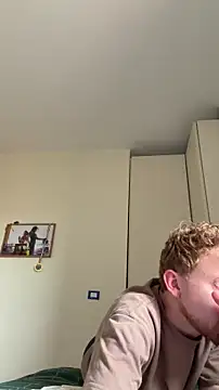 Red_dragon94 webcam